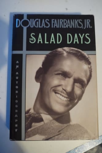 THE SALAD DAYS:  AN AUTOBIOGRAPHY [LARGE PRINT]