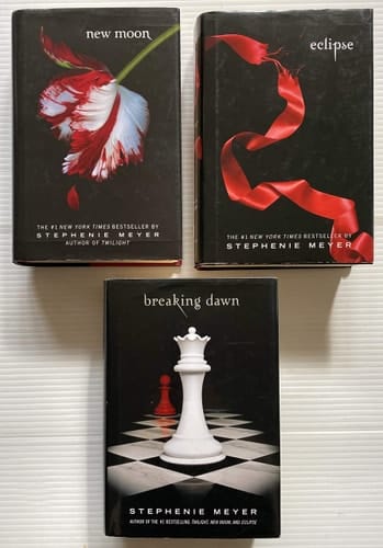 3 Books! From Twilight Series Collection *NO* Twilight Book! 1) New Moon 2) Eclipse 3) Breaking Dawn