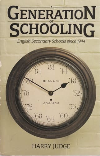 A Generation of Schooling (Oxford Paperbacks)