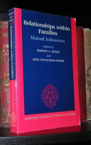 Relationships Within Families: Mutual Influences (Oxford Science Publications)