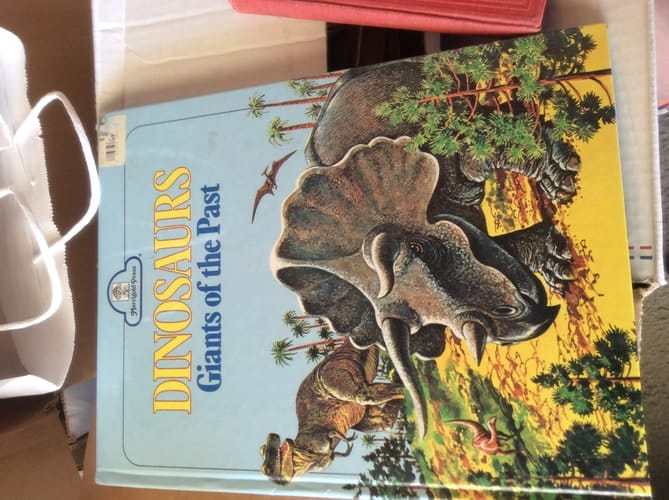 Dinosaurs, Giants of the Past
