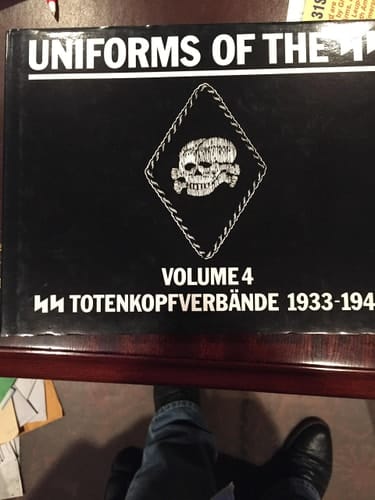 Uniforms of the SS SS-Totenkopfverbande, 1933-45