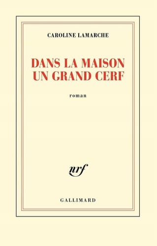 Dans la maison un grand cerf