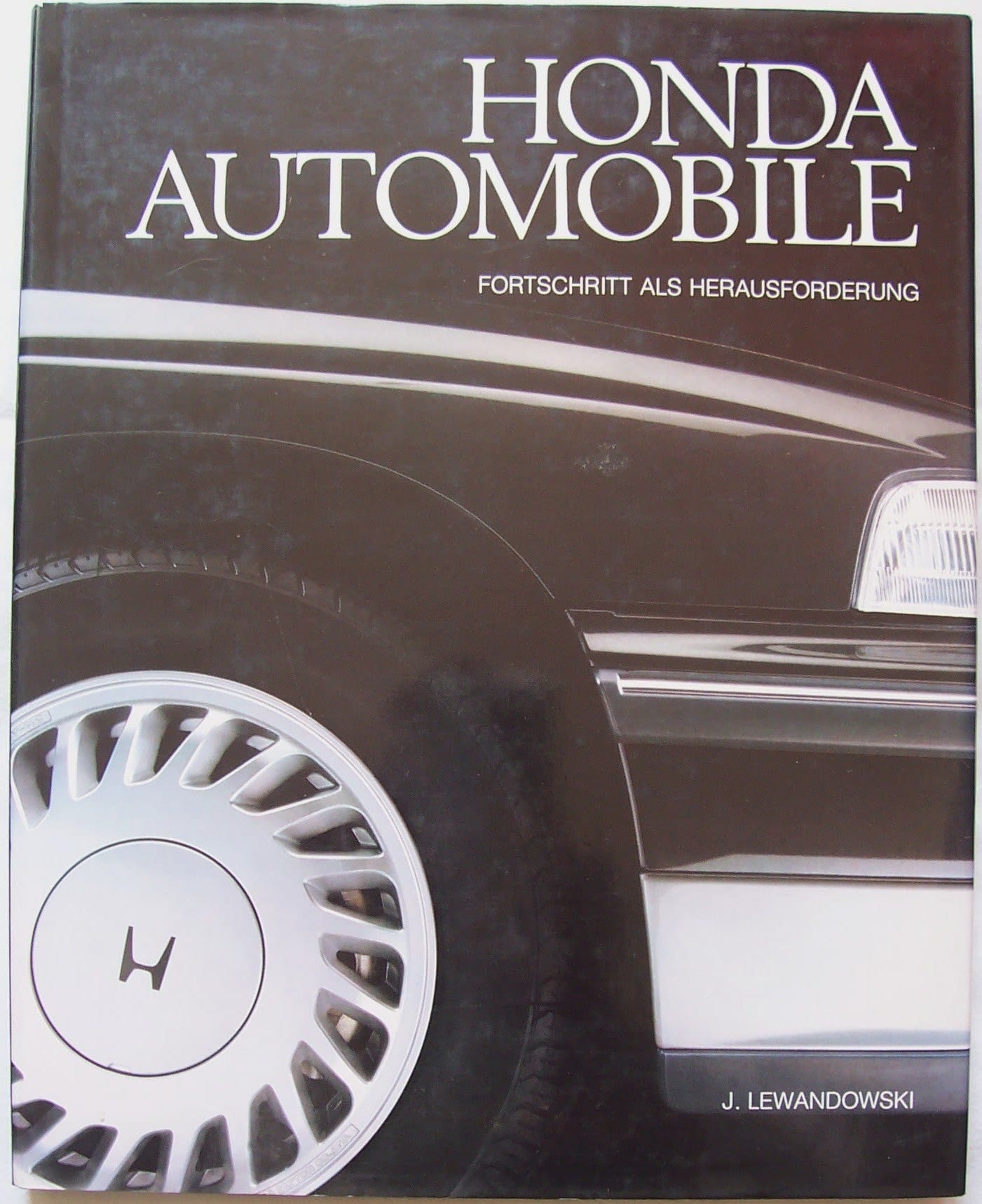 Honda-Automobile Fortschritt als Herausforderung