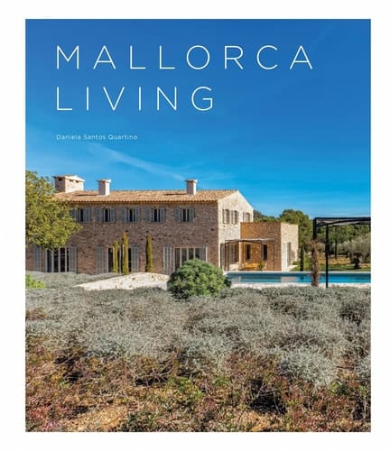 Mallorca - Living Architektur Fügt Sich in Die Landschaft Ein