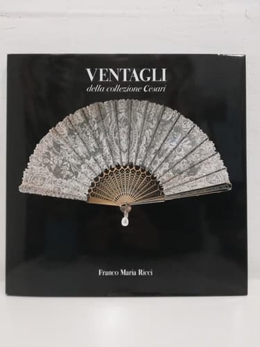 Ventagli della collezione Cesari