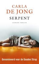 Serpent achtervolgd door een onvoltooid verleden