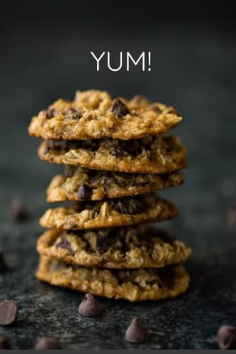 Yum! Recipe book: Keep all your favorite treat recipes in one spot