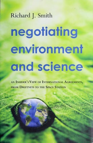 Negotiating environment and science