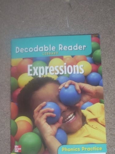 Expressions; Decodable Reader Library (Phonics Practice)