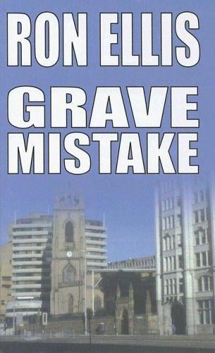 Grave Mistake (Magna (Large Print))