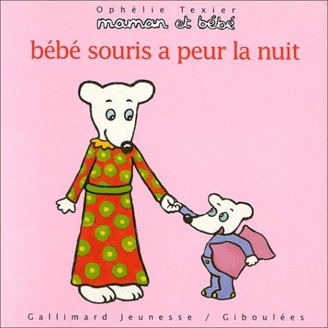 Bébé souris a peur la nuit