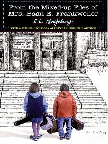 From the Mixed-Up Files of Mrs. Basil E. Frankweiler (The Literacy Bridge - Large Print)