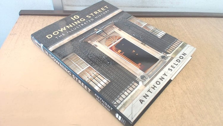 10 Downing Street: The Illustrated History