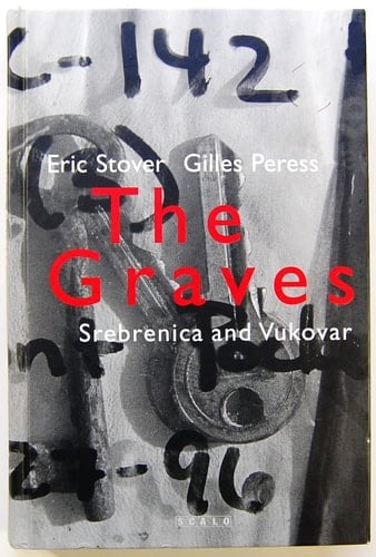 Les tombes Srebrenica et Vukovar