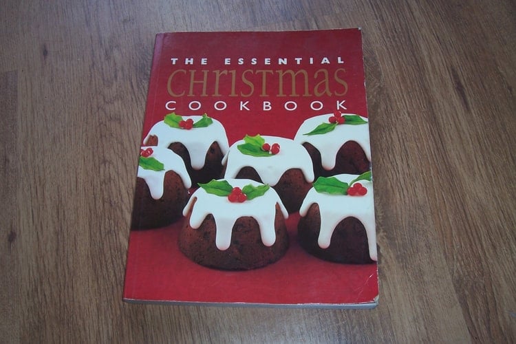 The Essential Christmas Cookbook