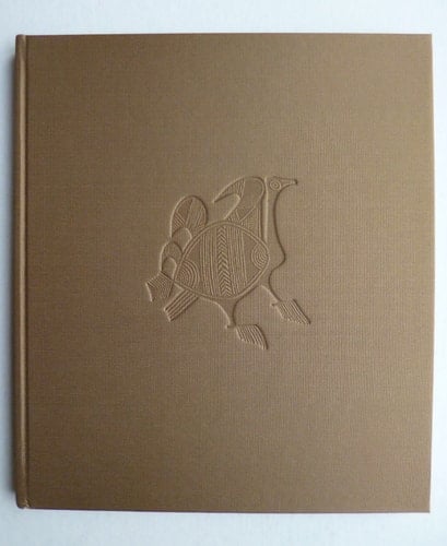 Oiseaux trente sculptures en bois, en métal et en pierre, accompagnées de trente sculptures en mots