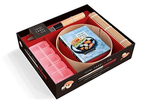 Sushis, makis & sushis-cakes Avec 1 moule à sushi-cakes en bambou, 1 natte en bambou, 1 moule à sushis, 1 couteau en bois et inox