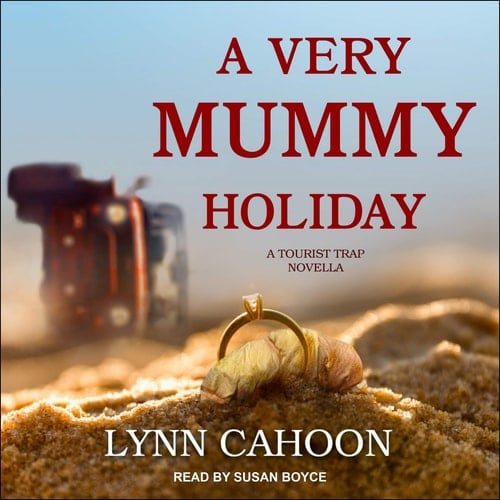 A Very Mummy Holiday (The Tourist Trap Mysteries)