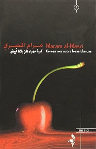 Cereza roja sobre losas blancas