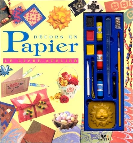 Décors en papier Le livre-atelier