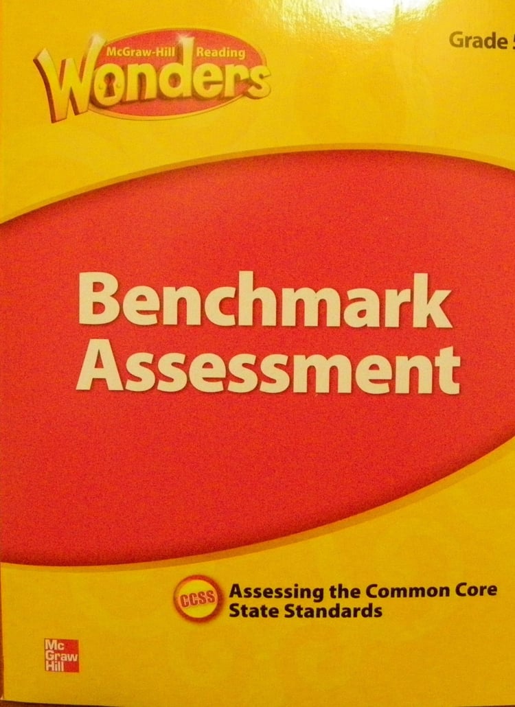 McGraw Hill Reading Wonders, Benchmark Assessment, Grade 3, Assessing the Common Core State Standards, CCSS by McGraw Hill Education (2014-05-03)