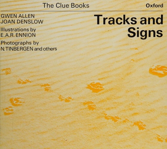 Clue Books: Tracks and Signs