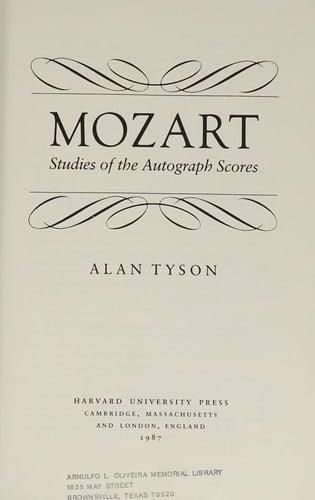 Mozart: Studies of the Autograph Scores