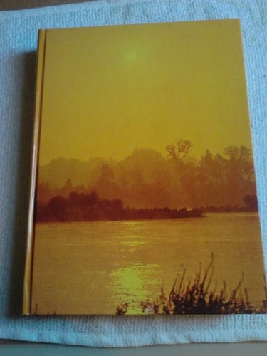 Environmental science. [By] Amos Turk ... Jonathan Turk ... Janet T. Wittes ... Robert Wittes