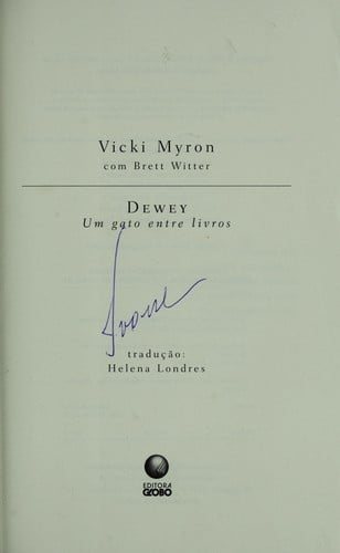 Um gato entre livros