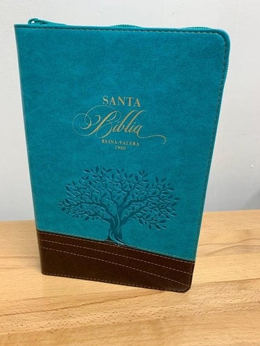 BIBLIA LETRA GRANDE TAMAÑO MANUAL RVR1960 TURQUEZA/CAFE .OLIVO CON ÍNDICE 12P.