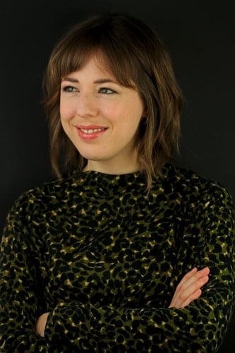 The Burial Witch: Prepare to be enchanted by this magical THREADNEEDLE novella from the SUNDAY TIMES bestseller Cari Thomas