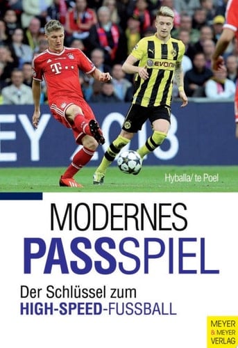 Modernes Passspiel Der Schlüssel zum High-Speed-Fußball