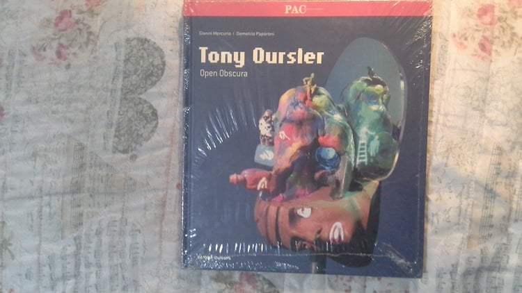 Tony Oursler Open Obscura. Catalogo della mostra (Milano, 18 marzo-12 giugno 2011). Ediz. italiana e inglese