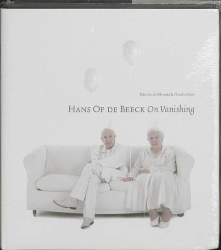 On Vanishing Hans Op de Beeck
